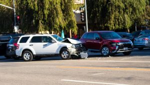 Gardendale, AL - One Hurt in Three-Car Crash on I-65