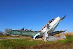 Aircraft accidents due to mechanical failure are indeed tragic and can have significant consequences.